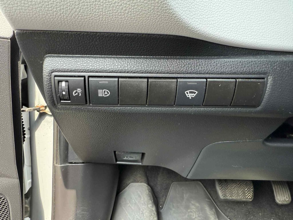 2021 Toyota Corolla APEX | SunRoof | HtdSeat | Warranty to 2026 in Saint John, New Brunswick - 18 - w1024h768px