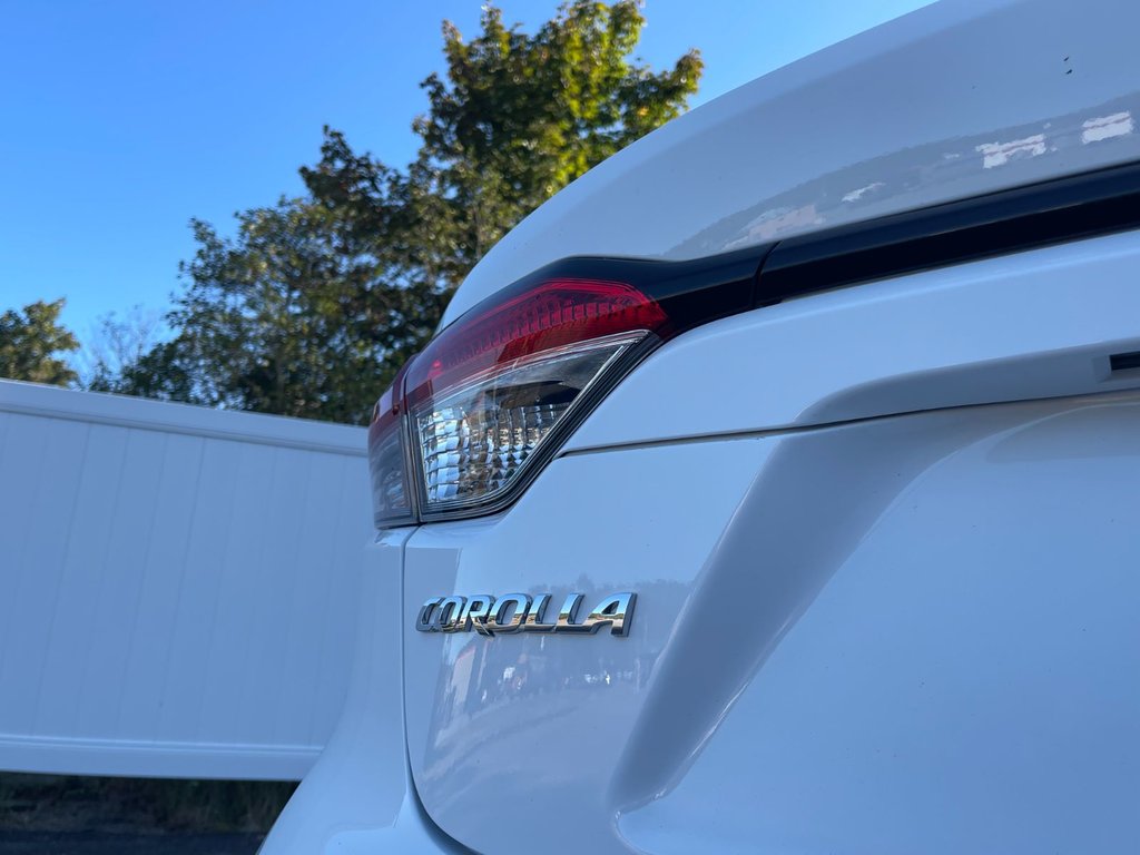 2022 Toyota Corolla LE | ROOF | CAM | USB | Warranty to 2027 in Saint John, New Brunswick - 39 - w1024h768px
