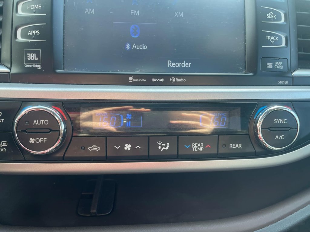 2016 Toyota Highlander hybrid in Antigonish, Nova Scotia - 31 - w1024h768px