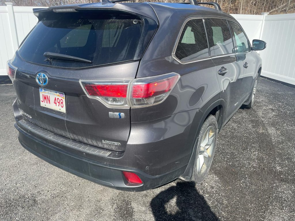 2016 Toyota Highlander hybrid in Antigonish, Nova Scotia - 3 - w1024h768px