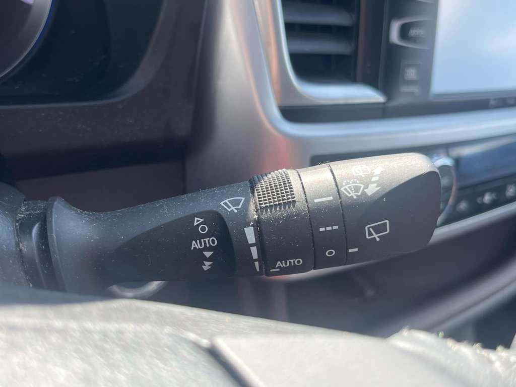 2016 Toyota Highlander hybrid in Antigonish, Nova Scotia - 23 - w1024h768px