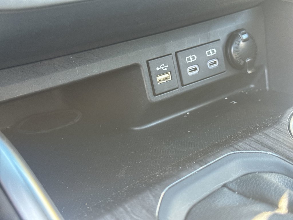2025 Toyota Highlander Hybrid Platinum | Roof | Cam |  Warranty to 2030 in Saint John, New Brunswick - 28 - w1024h768px