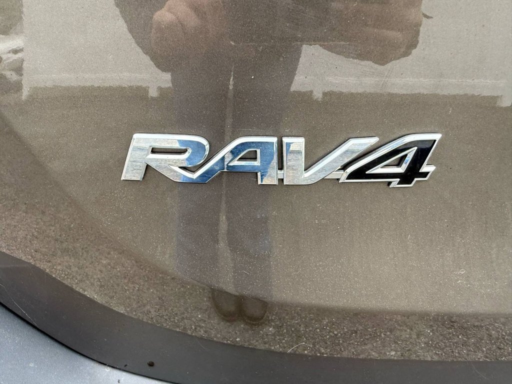 2014 Toyota RAV4 XLE | SunRoof | HtdSeat | USB | Cam in Saint John, New Brunswick - 42 - w1024h768px
