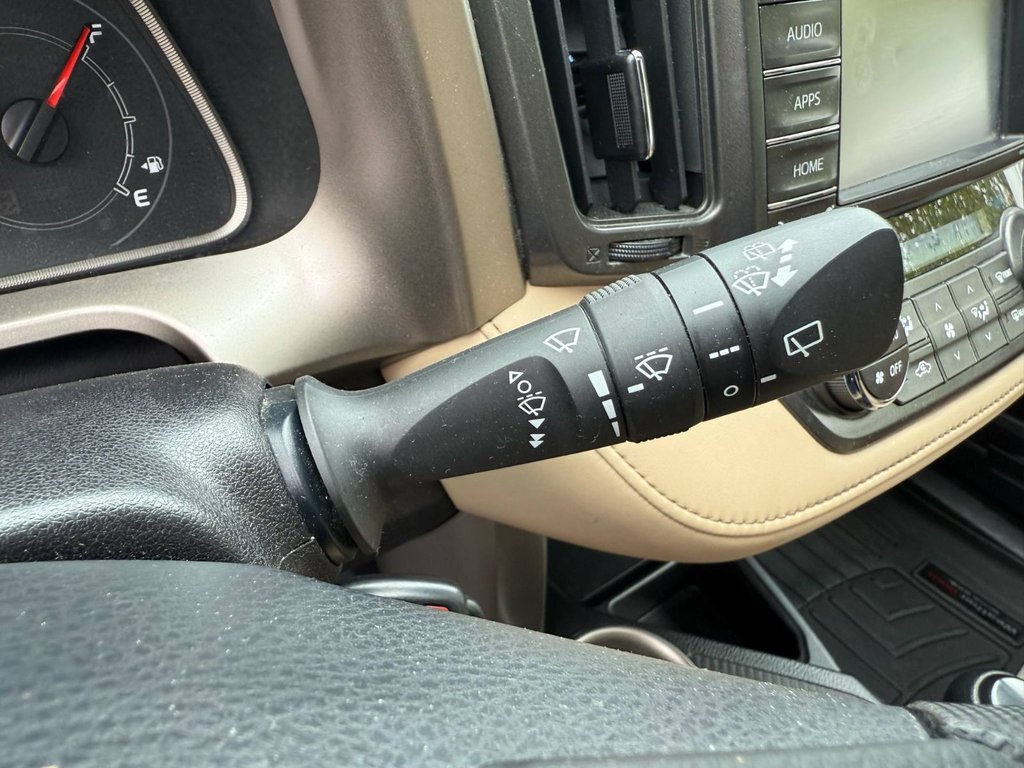 2014 Toyota RAV4 XLE | SunRoof | HtdSeat | USB | Cam in Saint John, New Brunswick - 24 - w1024h768px