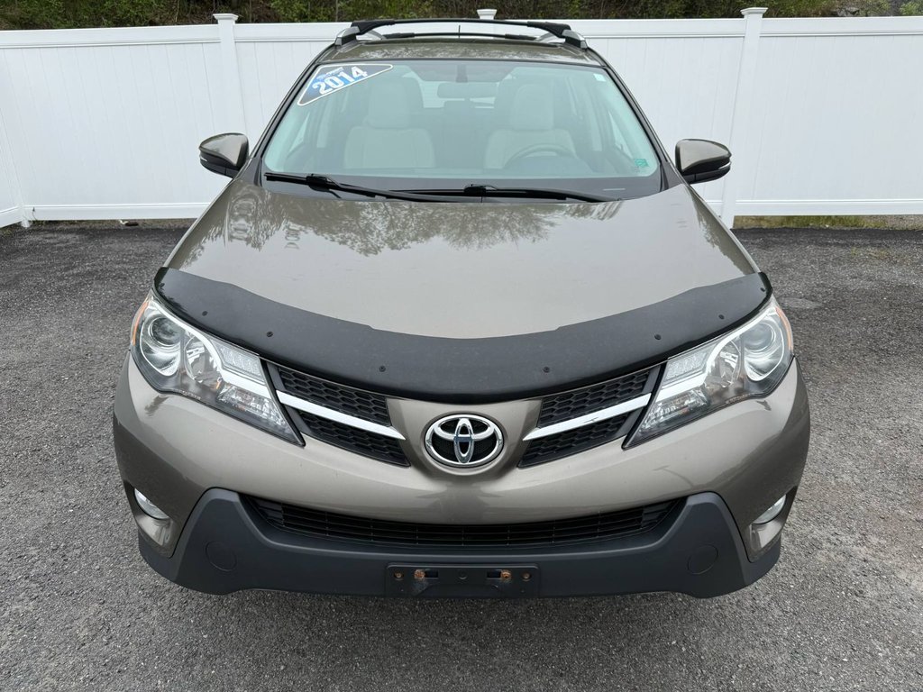 2014 Toyota RAV4 XLE | SunRoof | HtdSeat | USB | Cam in Saint John, New Brunswick - 8 - w1024h768px