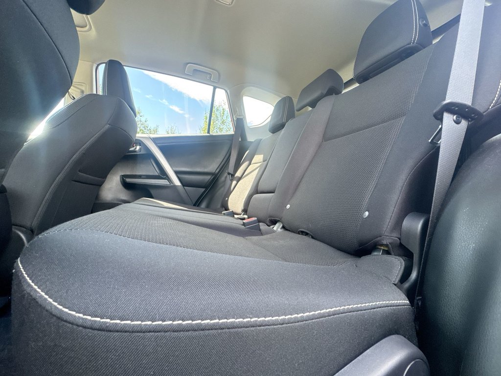 2016 Toyota RAV4 XLE | Roof | Cam | USB | Htd Seats in Saint John, New Brunswick - 34 - w1024h768px