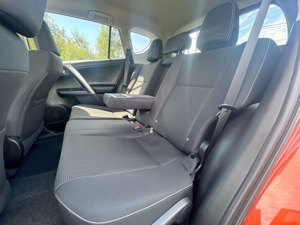 2016 Toyota RAV4 XLE | Roof | Cam | USB | Htd Seats in Saint John, New Brunswick - 33 - w1024h768px