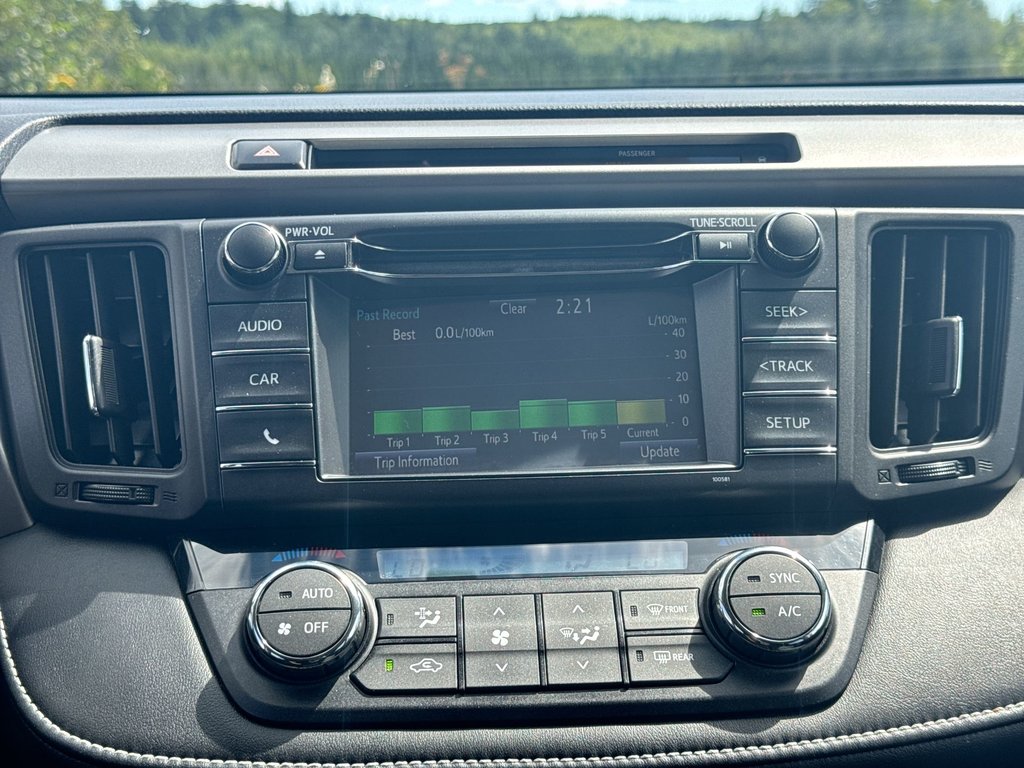 2016 Toyota RAV4 XLE | Roof | Cam | USB | Htd Seats in Saint John, New Brunswick - 25 - w1024h768px