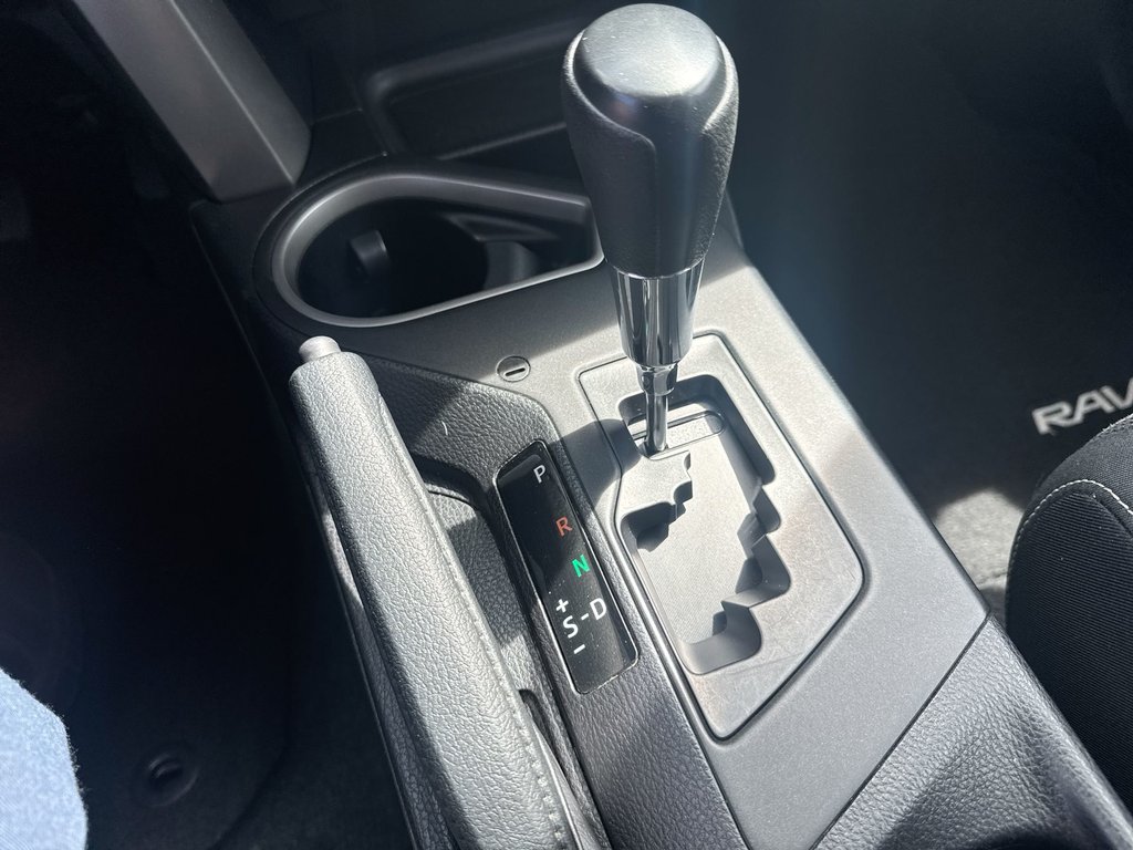 2016 Toyota RAV4 XLE | Roof | Cam | USB | Htd Seats in Saint John, New Brunswick - 29 - w1024h768px