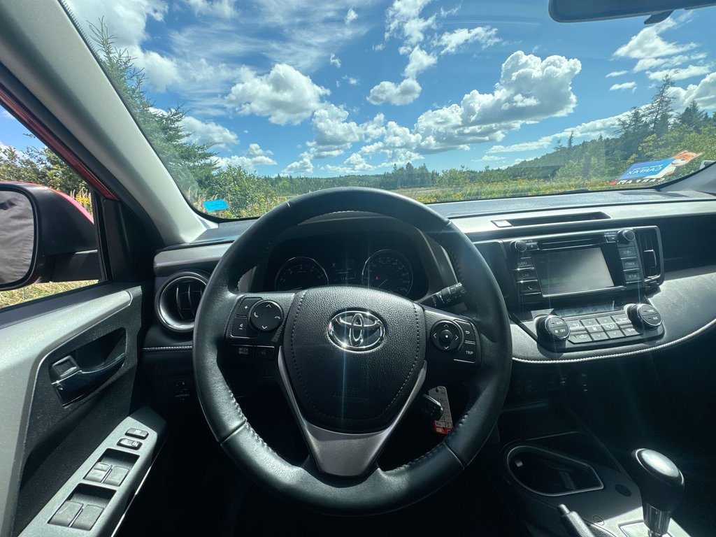2016 Toyota RAV4 XLE | Roof | Cam | USB | Htd Seats in Saint John, New Brunswick - 12 - w1024h768px