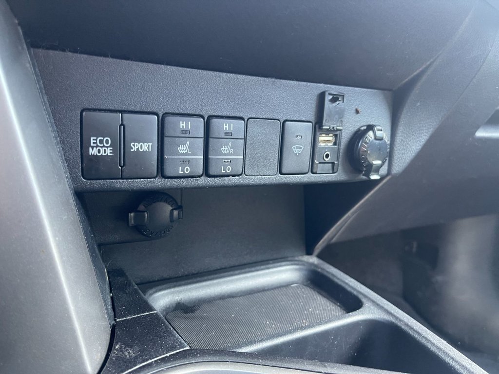 2017 Toyota RAV4 in Antigonish, Nova Scotia - 20 - w1024h768px