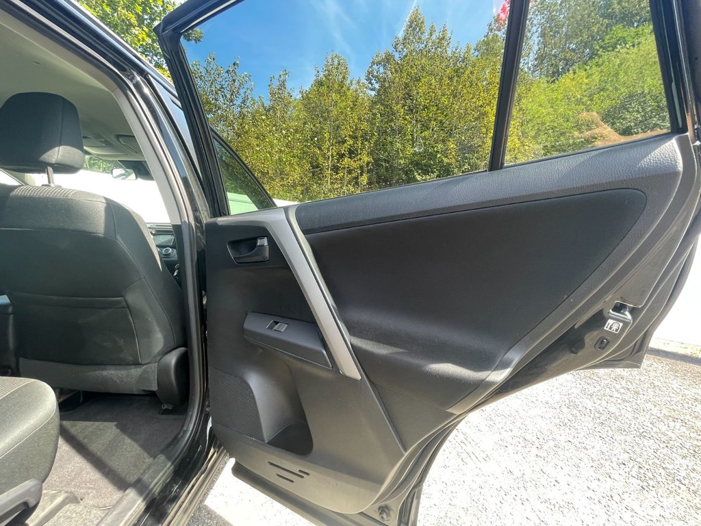 2017 Toyota RAV4 in Antigonish, Nova Scotia - 35 - w1024h768px