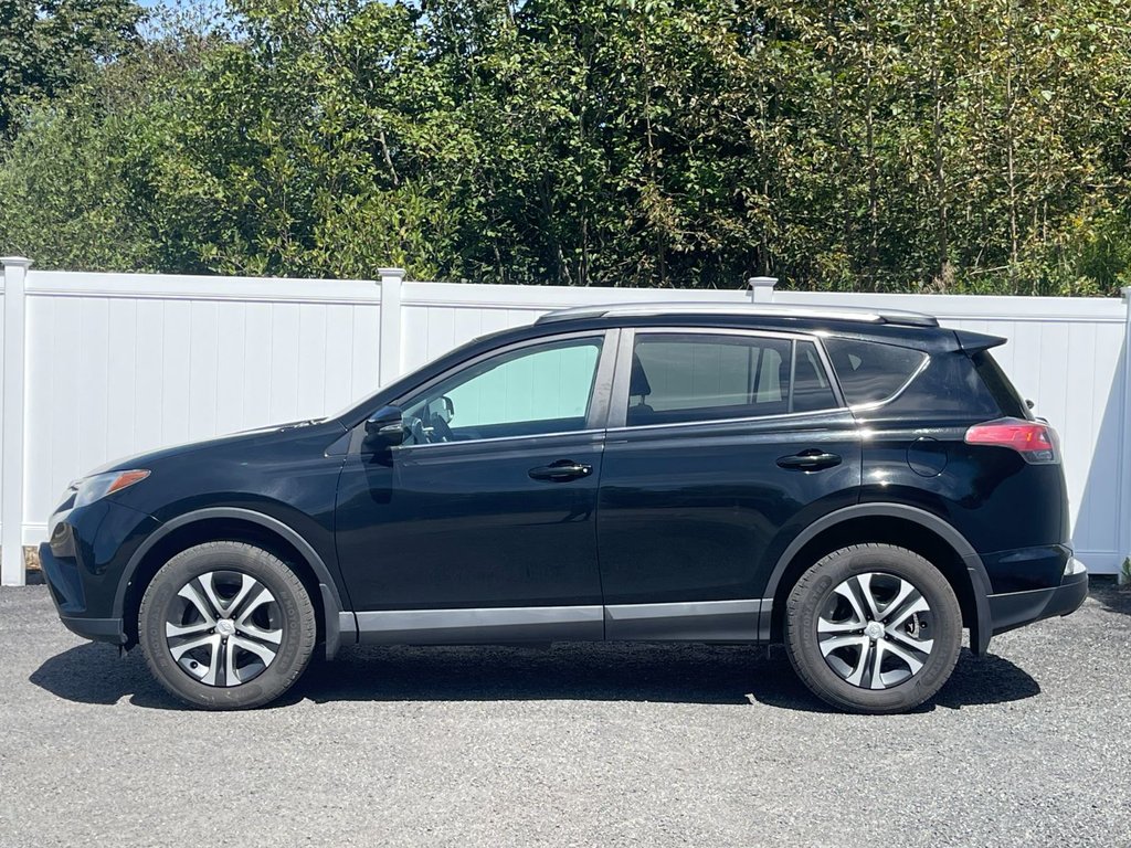 2017 Toyota RAV4 in Antigonish, Nova Scotia - 6 - w1024h768px
