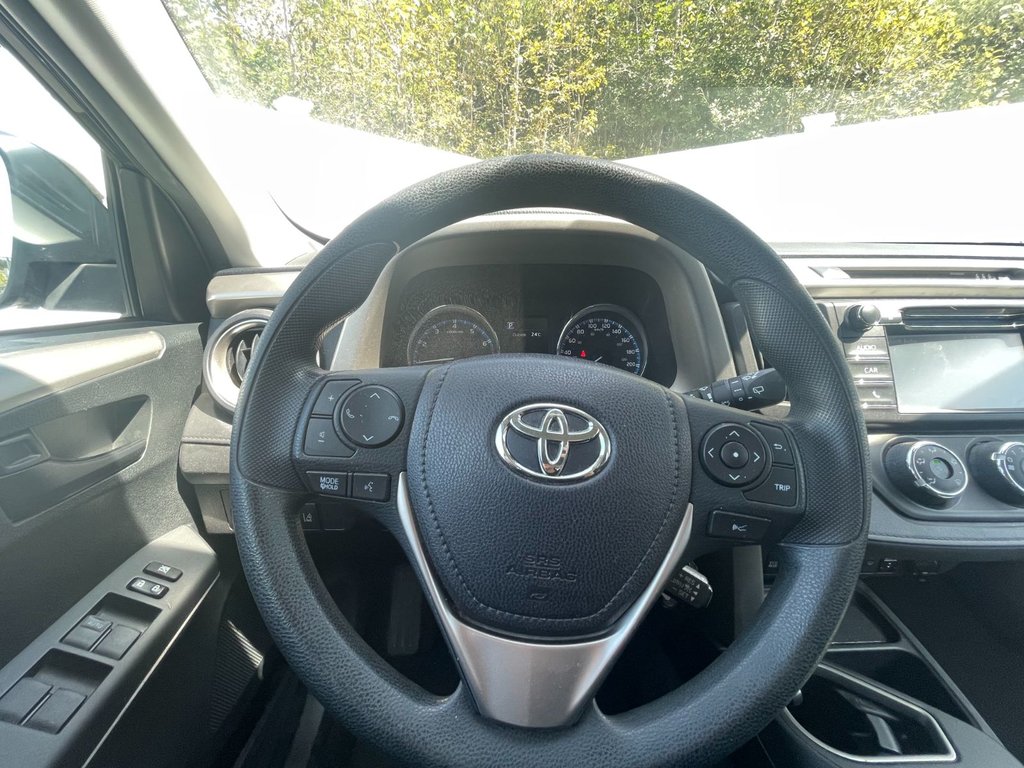 2017 Toyota RAV4 in Antigonish, Nova Scotia - 13 - w1024h768px