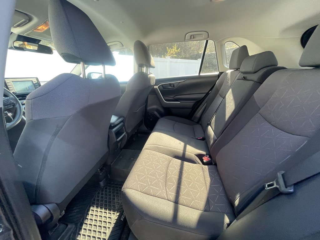 2019 Toyota RAV4 LE |Cam | USB in Saint John, New Brunswick - 30 - w1024h768px