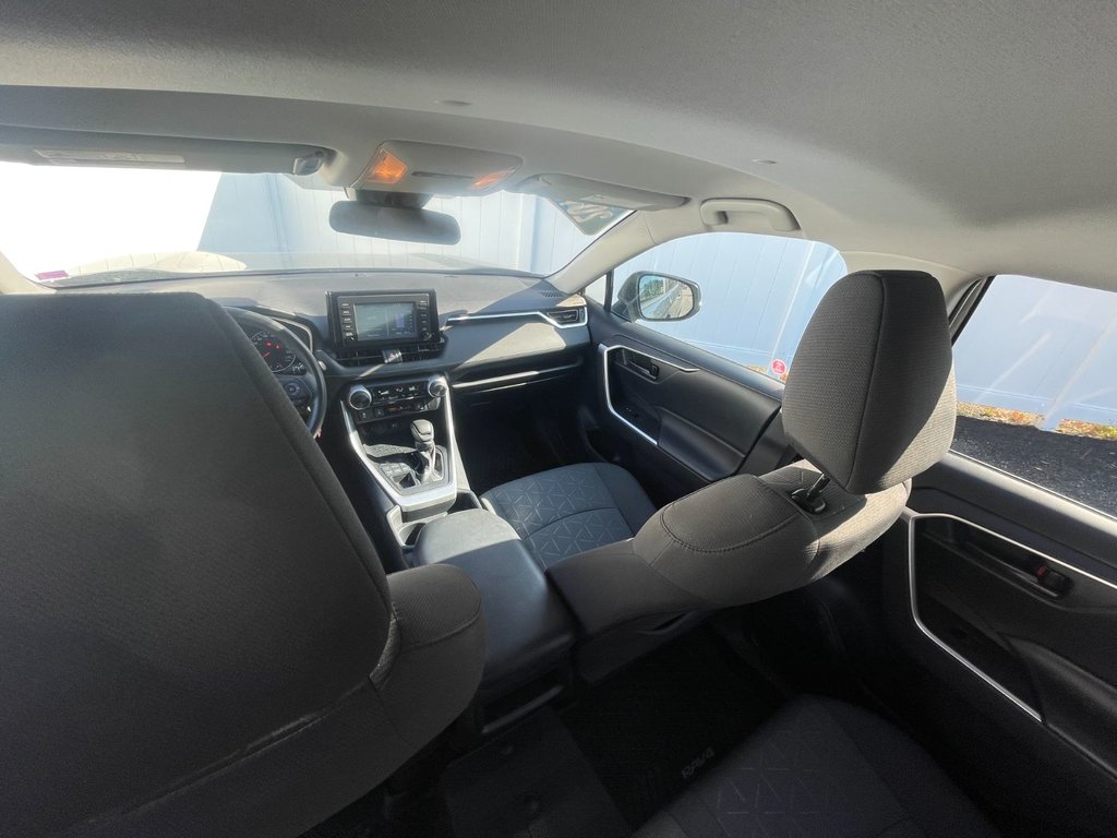 2019 Toyota RAV4 LE |Cam | USB in Saint John, New Brunswick - 43 - w1024h768px