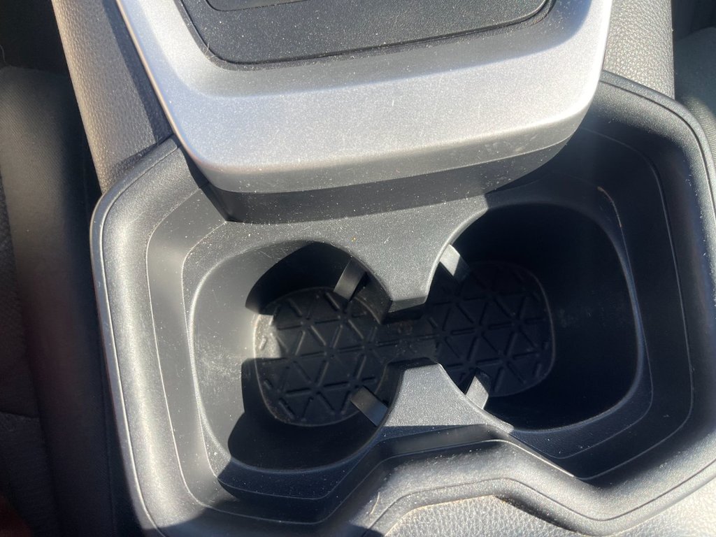 2019 Toyota RAV4 LE |Cam | USB in Saint John, New Brunswick - 21 - w1024h768px