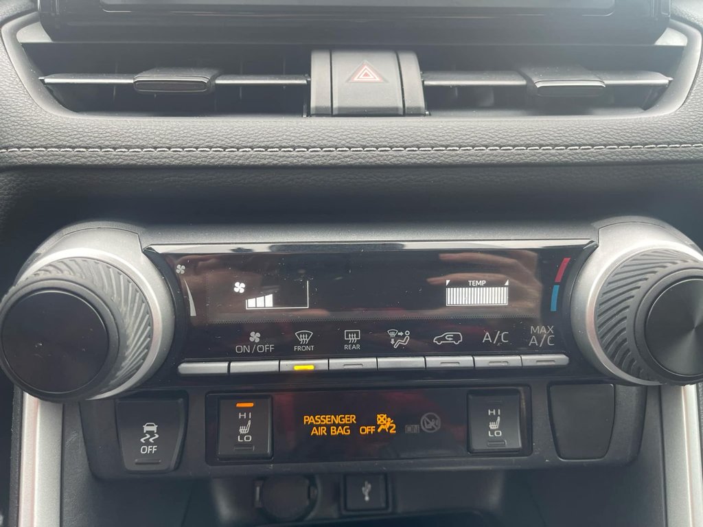 2020 Toyota RAV4 in Antigonish, Nova Scotia - 30 - w1024h768px