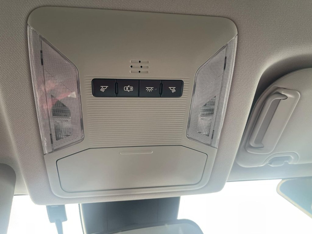 2020 Toyota RAV4 in Antigonish, Nova Scotia - 25 - w1024h768px