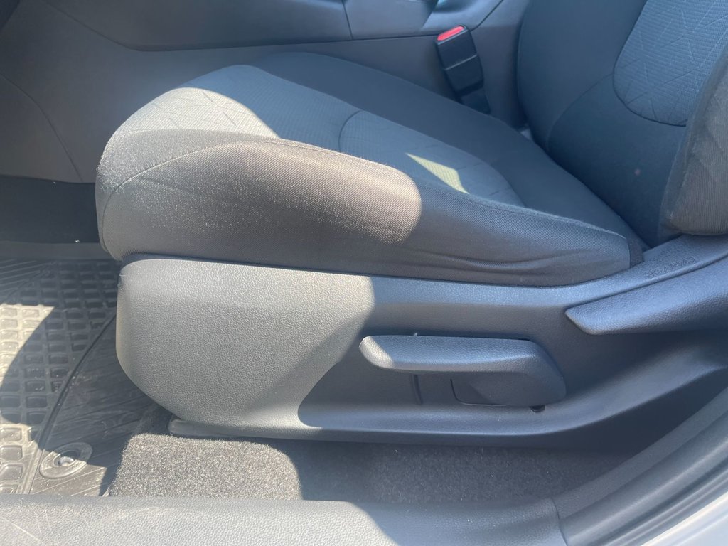 2020 Toyota RAV4 in Antigonish, Nova Scotia - 9 - w1024h768px