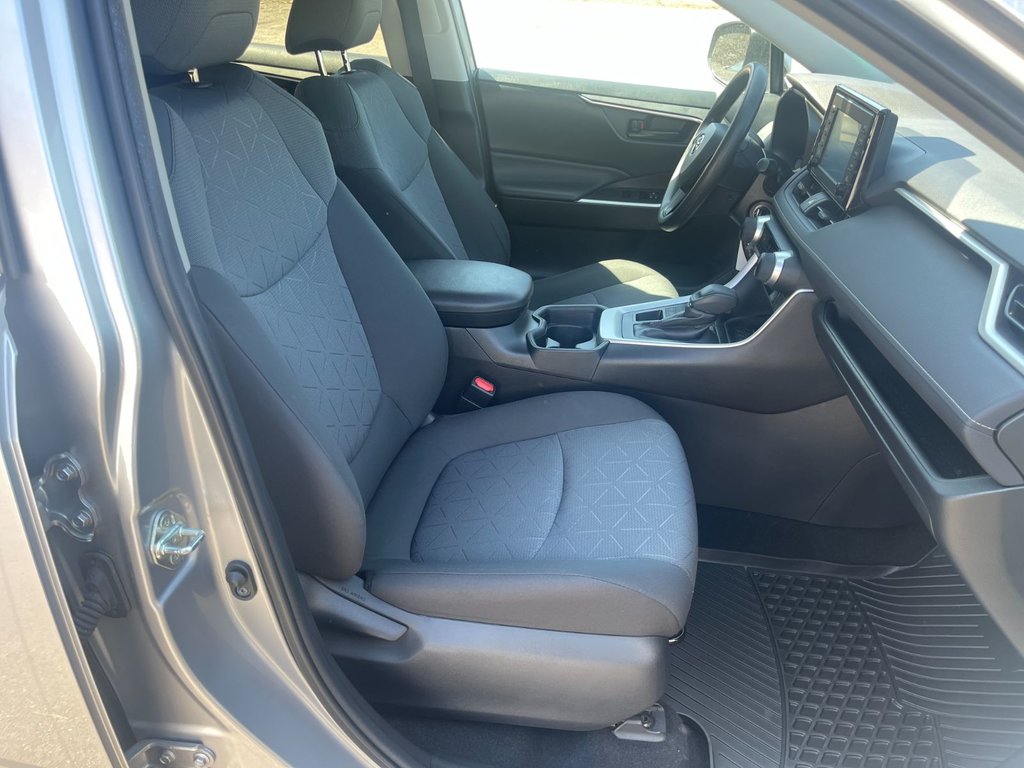 2020 Toyota RAV4 in Antigonish, Nova Scotia - 14 - w1024h768px
