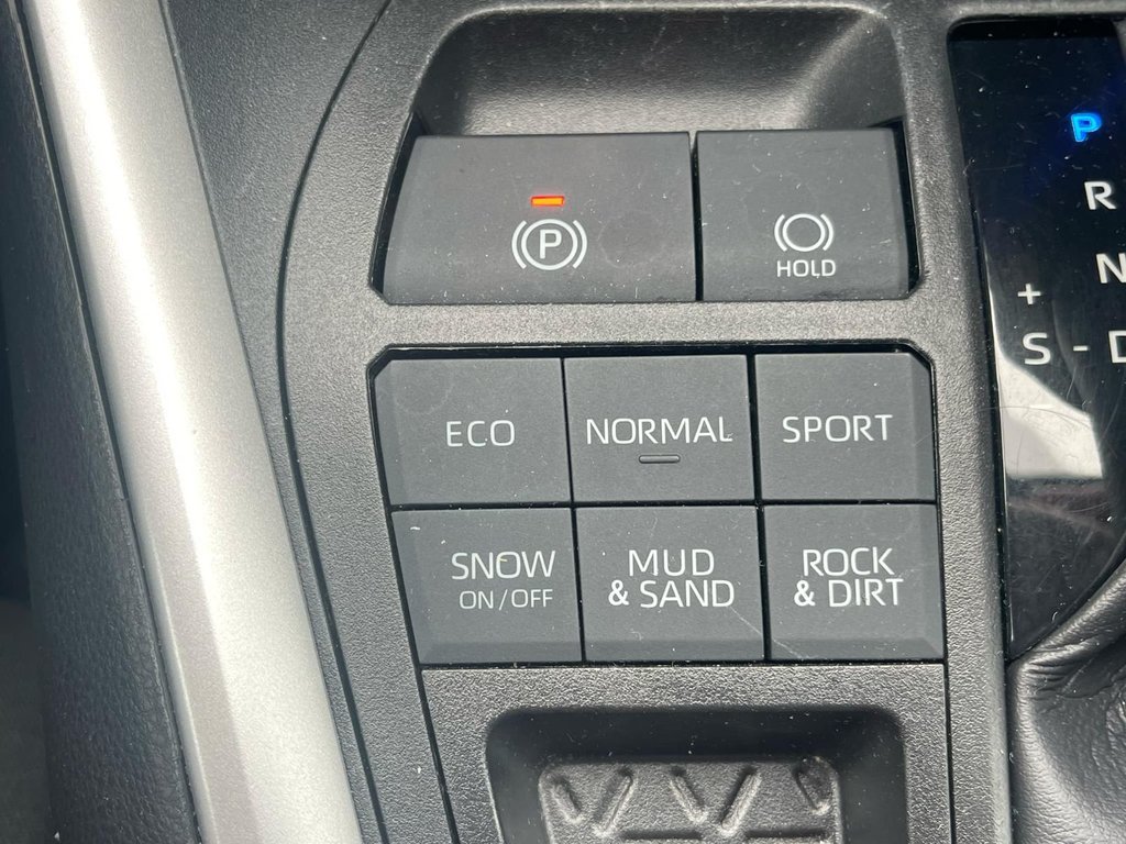 2020 Toyota RAV4 in Antigonish, Nova Scotia - 33 - w1024h768px