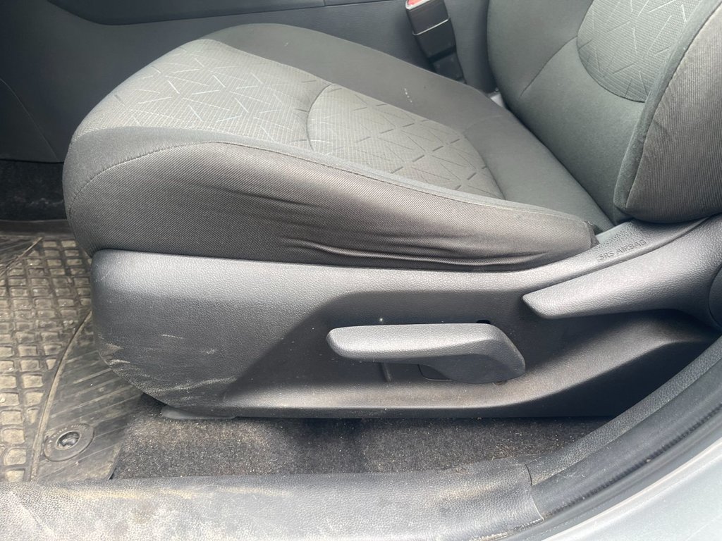 2020 Toyota RAV4 in Antigonish, Nova Scotia - 9 - w1024h768px
