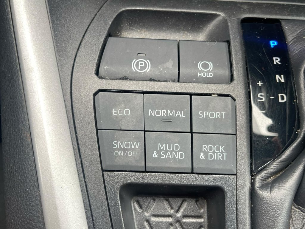 2020 Toyota RAV4 in Antigonish, Nova Scotia - 35 - w1024h768px