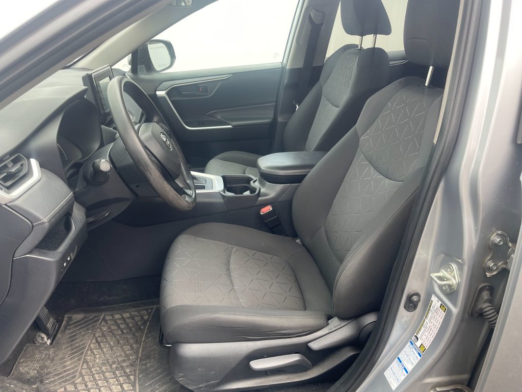 2020 Toyota RAV4 in Antigonish, Nova Scotia - 10 - w1024h768px