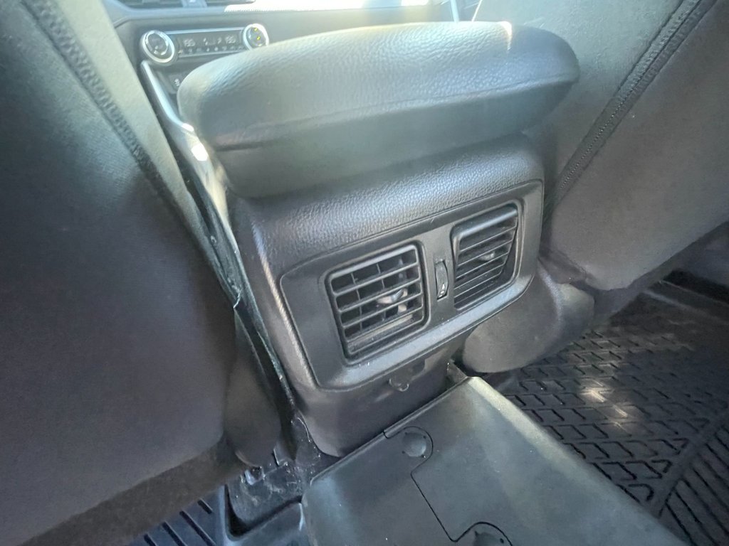 Toyota RAV4 Hybrid LE | CAM | USB | HtdSeat 2020 à Saint John, Nouveau-Brunswick - 30 - w1024h768px