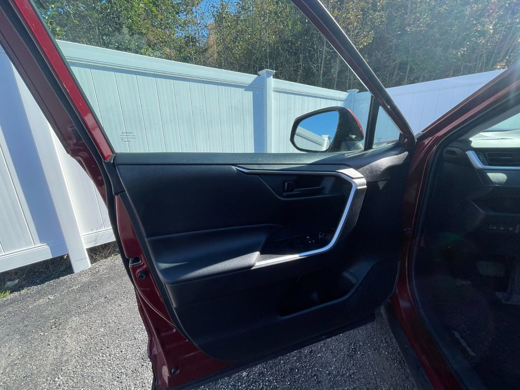 Toyota RAV4 Hybrid LE | CAM | USB | HtdSeat 2020 à Saint John, Nouveau-Brunswick - 9 - w1024h768px