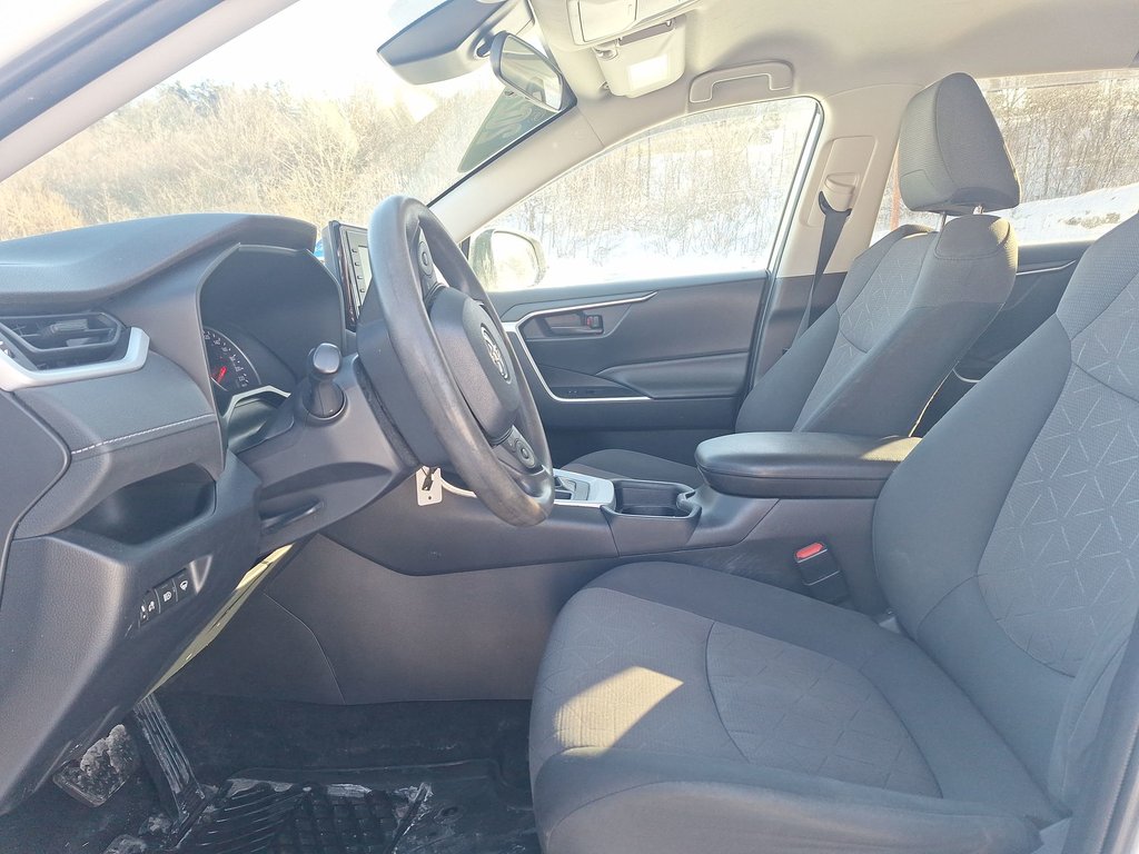 Toyota RAV4 LE | CAM | Heated Seats | USB | Bluetooth 2020 à Saint John, Nouveau-Brunswick - 13 - w1024h768px