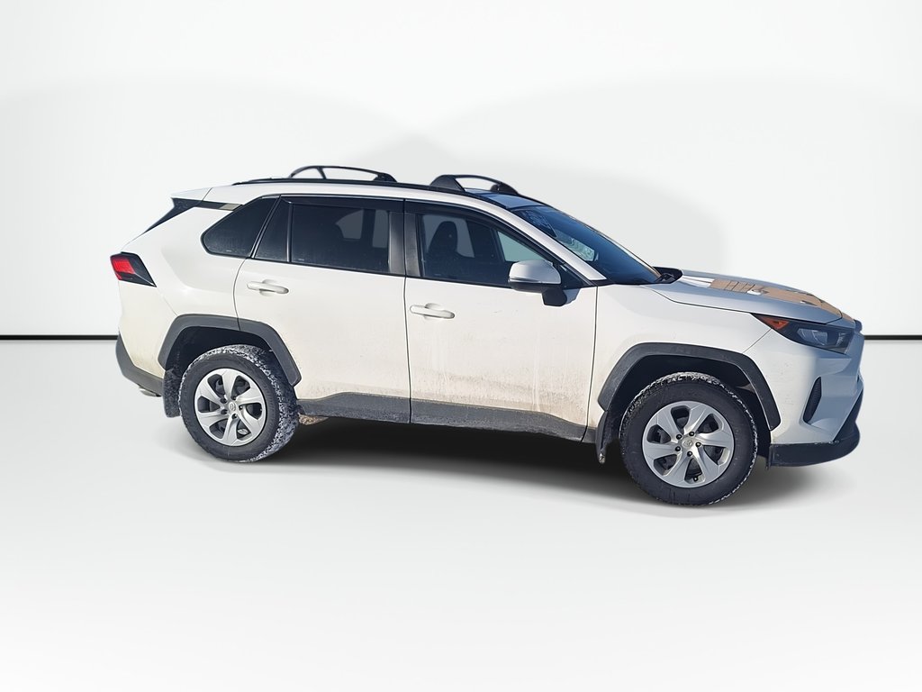 Toyota RAV4 LE | CAM | Heated Seats | USB | Bluetooth 2020 à Saint John, Nouveau-Brunswick - 2 - w1024h768px