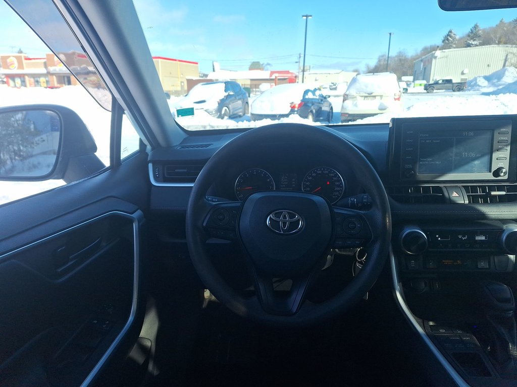 Toyota RAV4 LE | CAM | Heated Seats | USB | Bluetooth 2020 à Saint John, Nouveau-Brunswick - 17 - w1024h768px