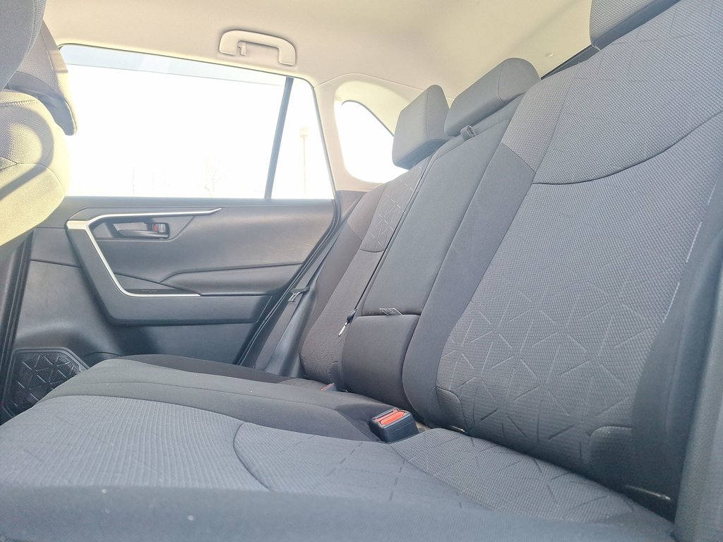 Toyota RAV4 LE | CAM | Heated Seats | USB | Bluetooth 2020 à Saint John, Nouveau-Brunswick - 34 - w1024h768px