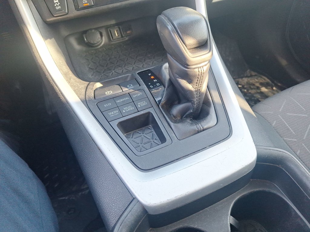 Toyota RAV4 LE | CAM | Heated Seats | USB | Bluetooth 2020 à Saint John, Nouveau-Brunswick - 29 - w1024h768px