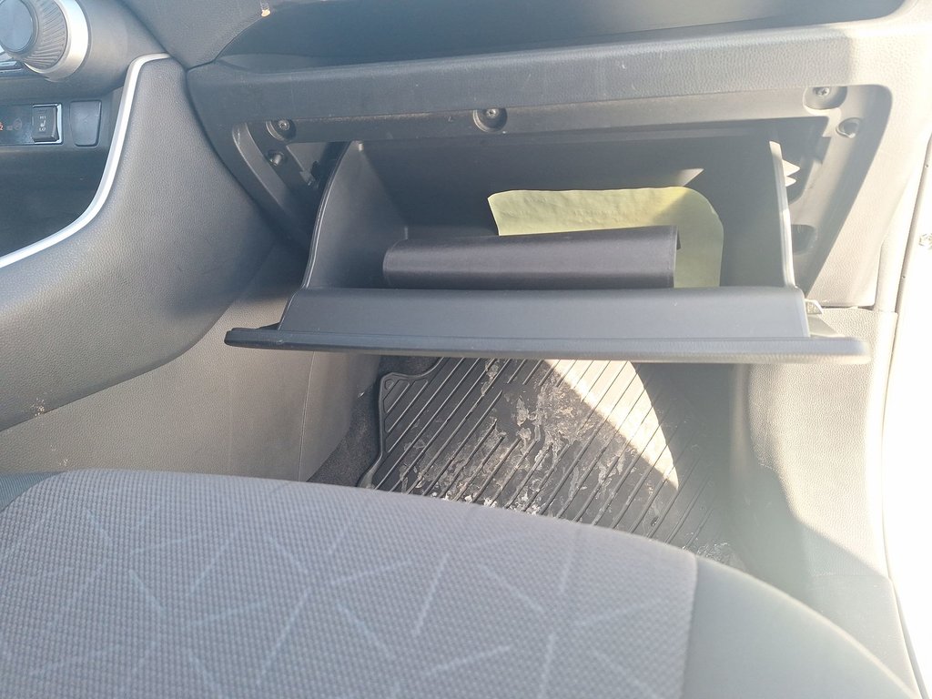 Toyota RAV4 LE | CAM | Heated Seats | USB | Bluetooth 2020 à Saint John, Nouveau-Brunswick - 43 - w1024h768px