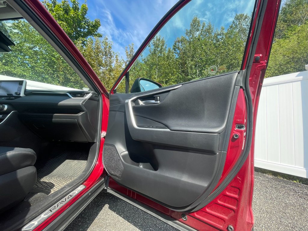 Toyota RAV4 Limited | Leather | Roof | Nav | Warranty to 2026 2021 à Saint John, Nouveau-Brunswick - 38 - w1024h768px