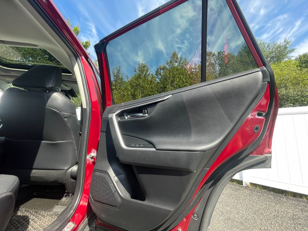Toyota RAV4 Limited | Leather | Roof | Nav | Warranty to 2026 2021 à Saint John, Nouveau-Brunswick - 36 - w1024h768px