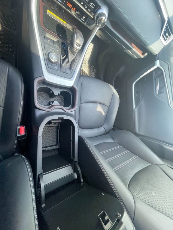 Toyota RAV4 Limited | Leather | Roof | Nav | Warranty to 2026 2021 à Saint John, Nouveau-Brunswick - 30 - w1024h768px