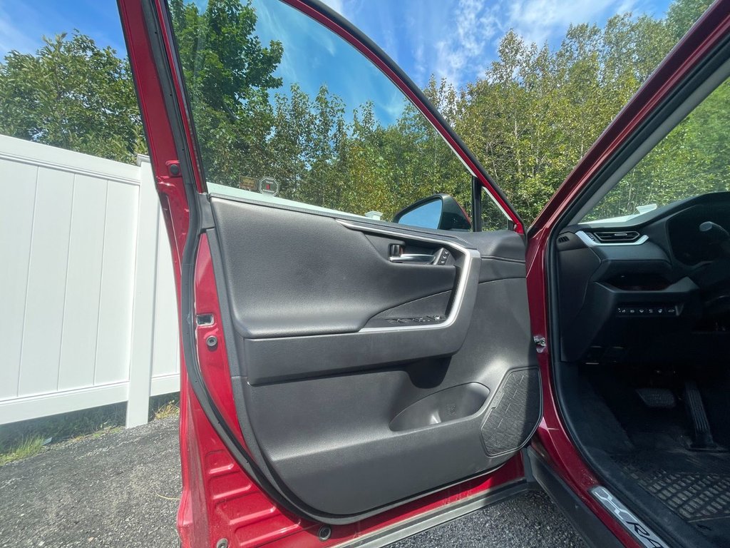 Toyota RAV4 Limited | Leather | Roof | Nav | Warranty to 2026 2021 à Saint John, Nouveau-Brunswick - 9 - w1024h768px
