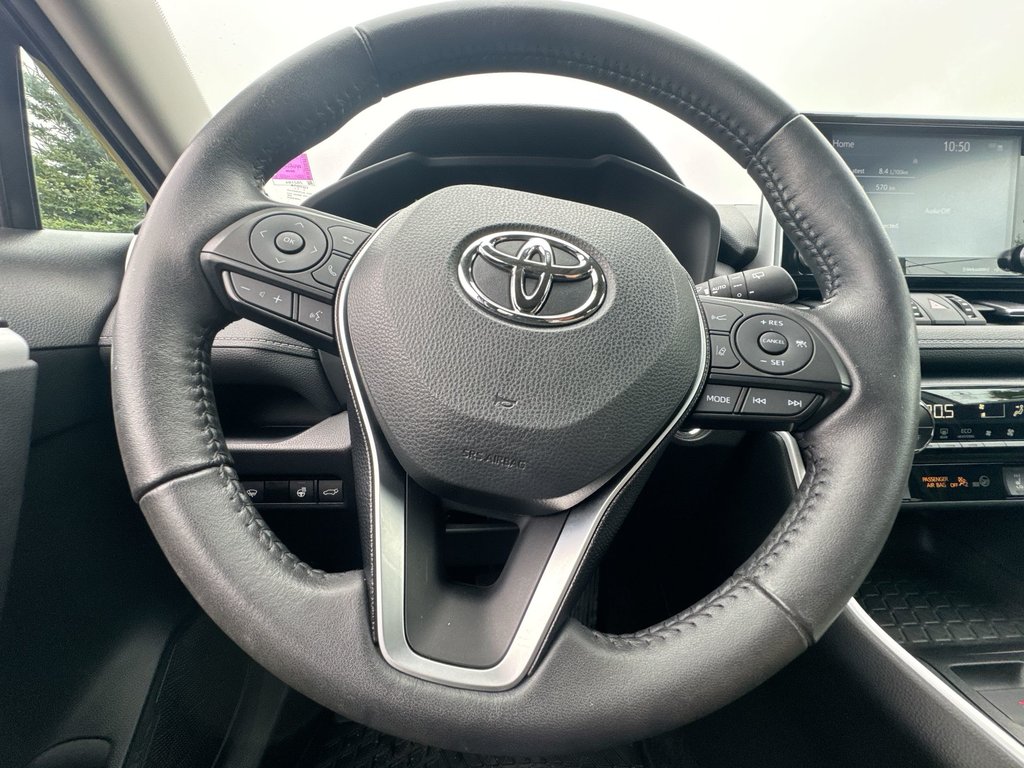 2021 Toyota RAV4 XLE | Roof | Cam | USB | Warranty to 2027 in Saint John, New Brunswick - 18 - w1024h768px