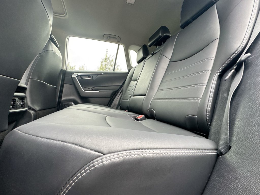 2021 Toyota RAV4 XLE | Roof | Cam | USB | Warranty to 2027 in Saint John, New Brunswick - 34 - w1024h768px