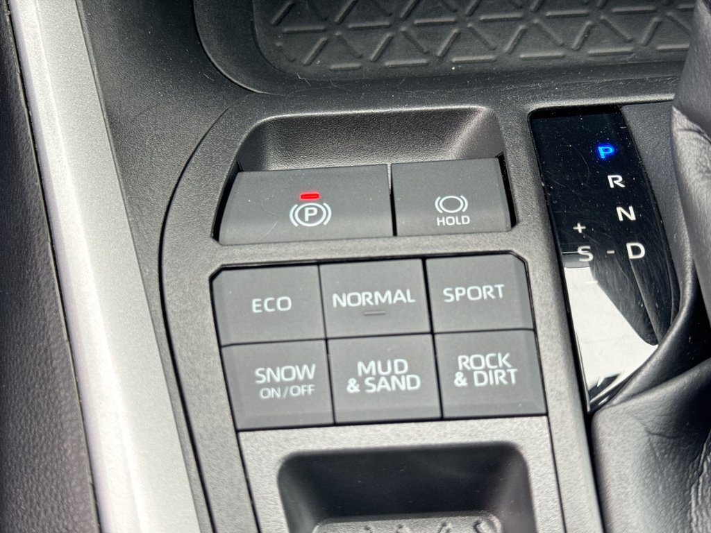 2021 Toyota RAV4 XLE | Roof | Cam | USB | Warranty to 2027 in Saint John, New Brunswick - 30 - w1024h768px