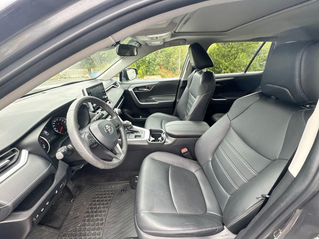 2021 Toyota RAV4 XLE | Roof | Cam | USB | Warranty to 2027 in Saint John, New Brunswick - 13 - w1024h768px