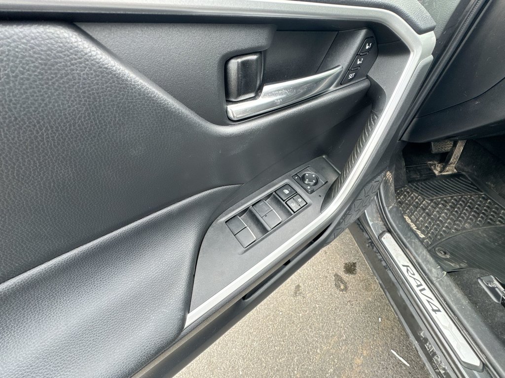 2021 Toyota RAV4 in Antigonish, Nova Scotia - 15 - w1024h768px