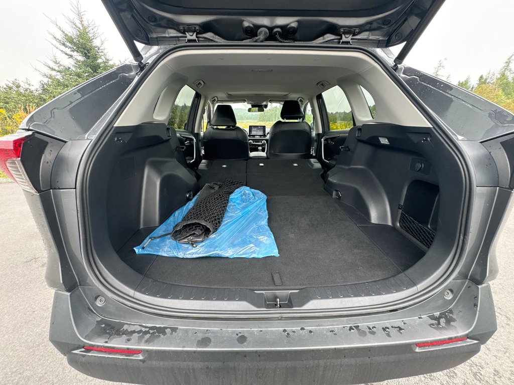 2021 Toyota RAV4 XLE | Roof | Cam | USB | Warranty to 2027 in Saint John, New Brunswick - 37 - w1024h768px