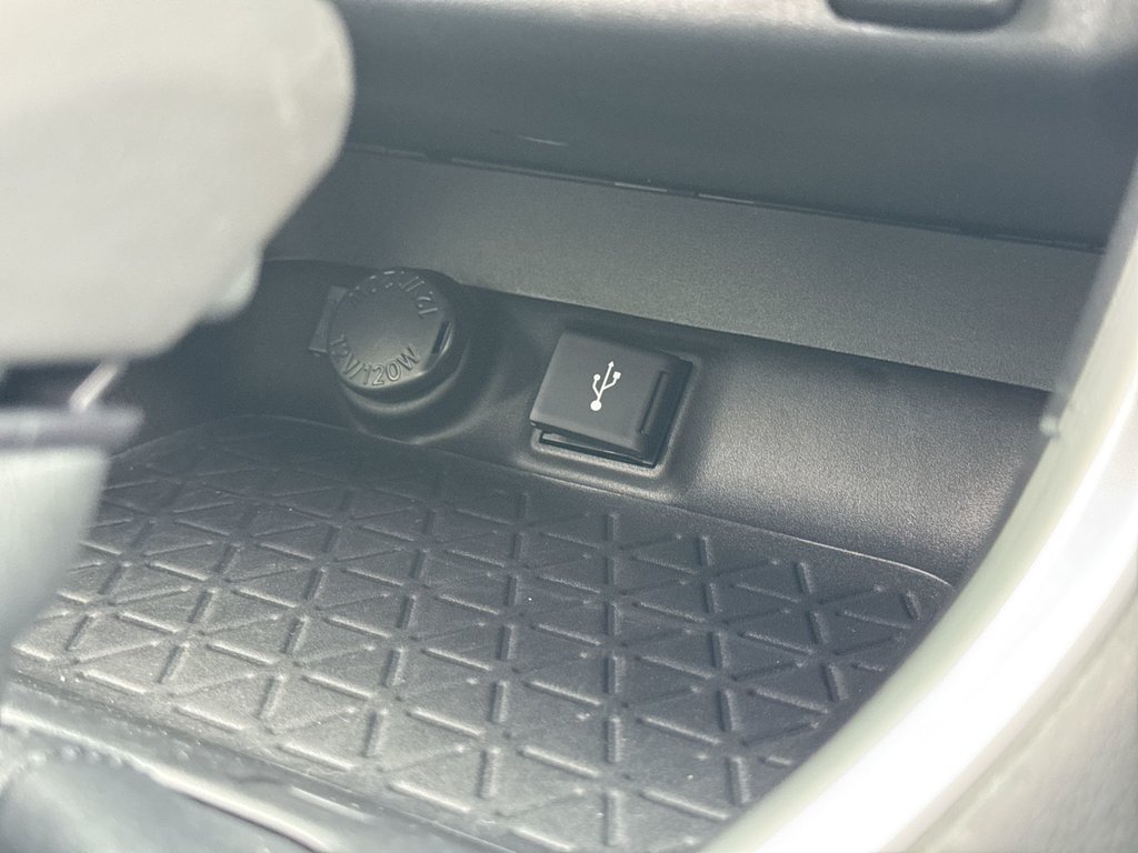 2021 Toyota RAV4 XLE | Roof | Cam | USB | Warranty to 2027 in Saint John, New Brunswick - 45 - w1024h768px