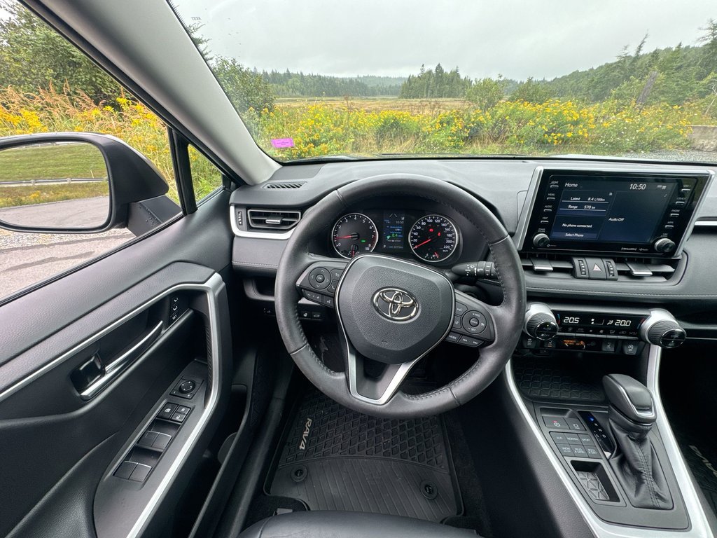 2021 Toyota RAV4 XLE | Roof | Cam | USB | Warranty to 2027 in Saint John, New Brunswick - 17 - w1024h768px