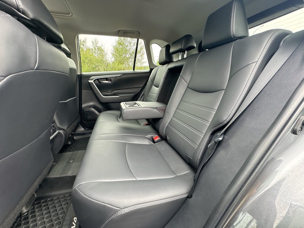 2021 Toyota RAV4 XLE | Roof | Cam | USB | Warranty to 2027 in Saint John, New Brunswick - 33 - w1024h768px